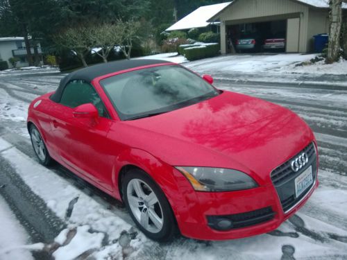 Pristine condition 2008 red audi tt 2-door convertible