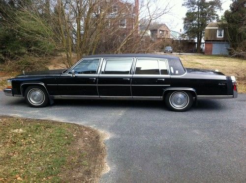 1986 cadillac fleetwood 6-door limo - only 48k miles