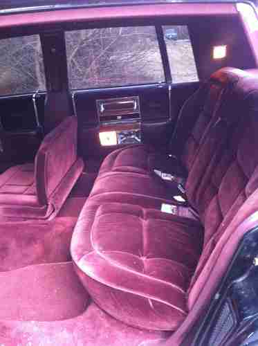 1986 Cadillac Fleetwood 6-door Limo - only 48k miles, image 8