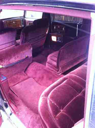 1986 Cadillac Fleetwood 6-door Limo - only 48k miles, image 9