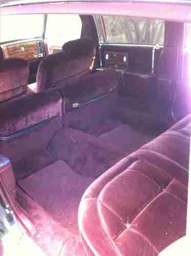 1986 Cadillac Fleetwood 6-door Limo - only 48k miles, image 10