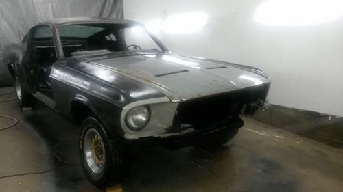 1968 ford mustang gt fastback 2+2  j- code