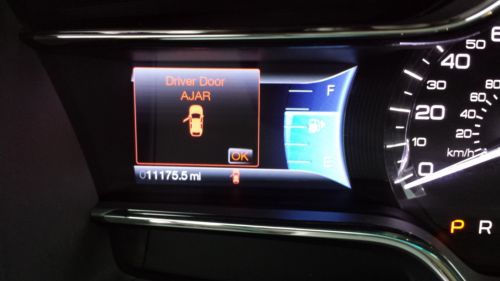 2013 LINCOLN MKS 4-DOOR SEDAN (MINT CONDITION), image 8