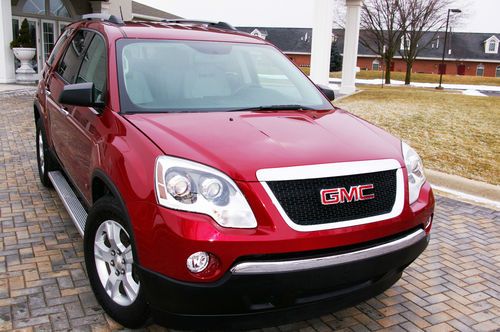 2011 gmc acadia,  rear camer,backup parking sensors,powergate/warranty, rebuilt