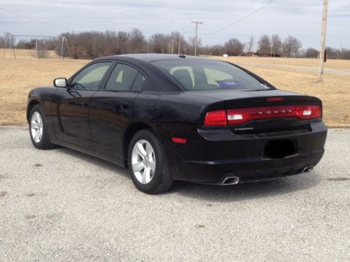 2013 Dodge Charger SE Sedan 4-Door 3.6L, image 4