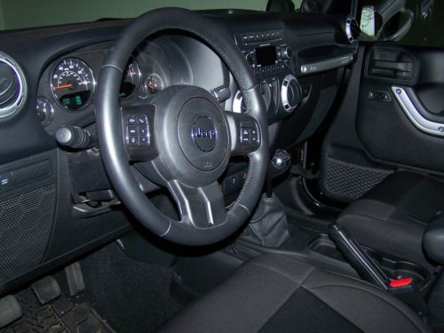2012 Jeep Rubicon, image 11