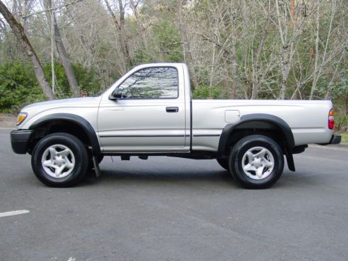 53k original miles 1 family owned 2003 toyota tacoma 4wd rare automatic trans!