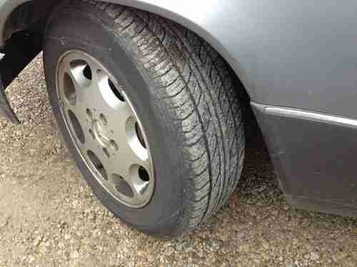 1993 Mercedes-Benz 300E Base Sedan 4-Door 3.2L, image 21