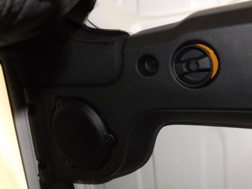 Sport New SUV 3.6L CD Sunrider Soft Top 6 Speakers AM/FM radio MP3 decoder, US $30,271.00, image 32