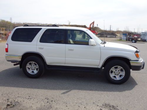 TOYOTA 4RUNNER SR5 4WD V6 TIMING BELT DONE AT 154K CLEAN AUTO NO RESERVE, image 6