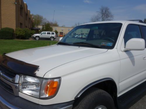 TOYOTA 4RUNNER SR5 4WD V6 TIMING BELT DONE AT 154K CLEAN AUTO NO RESERVE, image 9