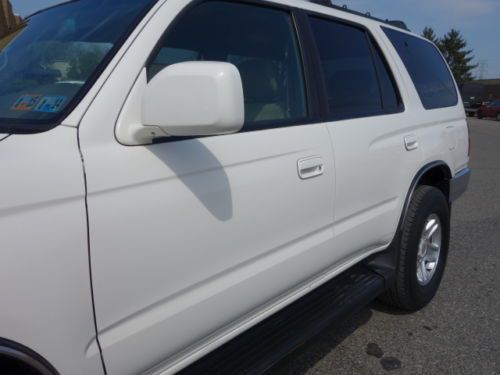 TOYOTA 4RUNNER SR5 4WD V6 TIMING BELT DONE AT 154K CLEAN AUTO NO RESERVE, image 11