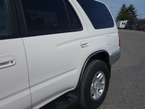 TOYOTA 4RUNNER SR5 4WD V6 TIMING BELT DONE AT 154K CLEAN AUTO NO RESERVE, image 13