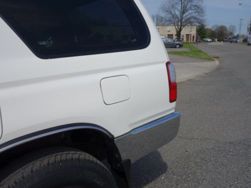 TOYOTA 4RUNNER SR5 4WD V6 TIMING BELT DONE AT 154K CLEAN AUTO NO RESERVE, image 15