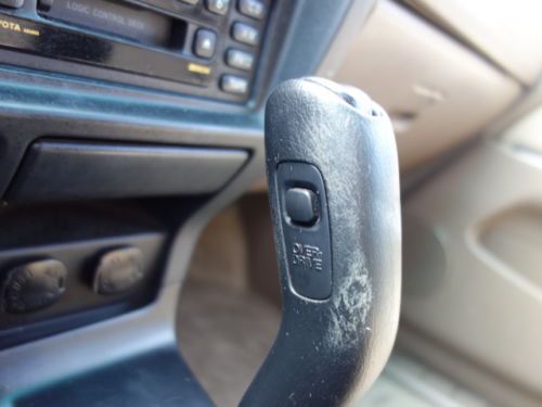 TOYOTA 4RUNNER SR5 4WD V6 TIMING BELT DONE AT 154K CLEAN AUTO NO RESERVE, image 61