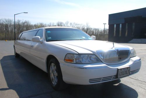 Lincoln 120" Limousine 2006, image 4