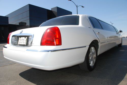 Lincoln 120" Limousine 2006, image 8