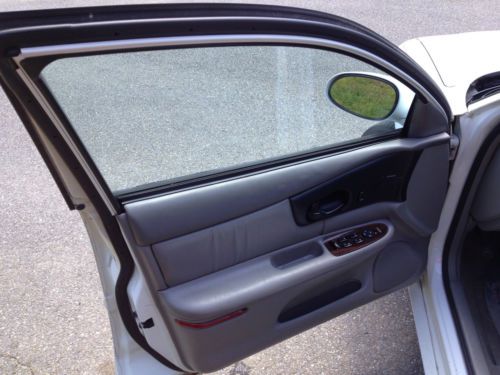 2000 Buick Regal LS Sedan 4-Door 3.8L, image 6