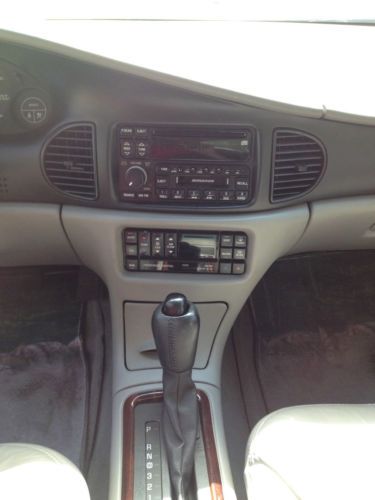 2000 Buick Regal LS Sedan 4-Door 3.8L, image 9