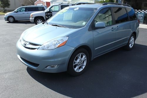 2006 toyota sienna limited mini passenger van 5-door 3.3l