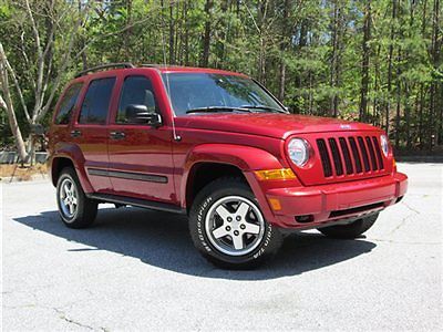Two owner clean carfax from ga rust free renegade rocky mountian ed sunroof