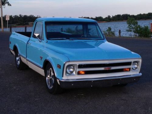 1968 chevrolet factory short bed aftermarket A/C runs and shows with the best!!, image 6