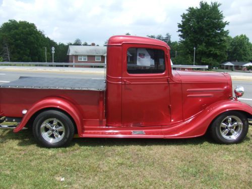Super nice 1934 chevy pickup truck hot rod 327/350 4-speed