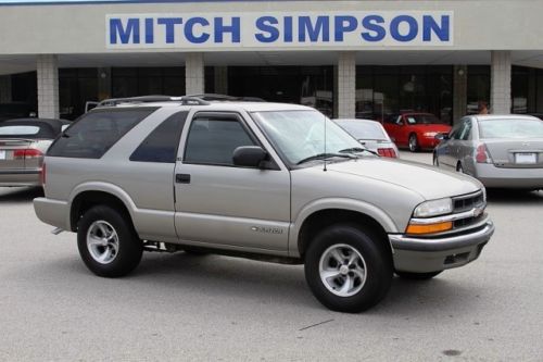 2000 chevrolet blazer 2dr ls 2wd very nice condition 1-owner