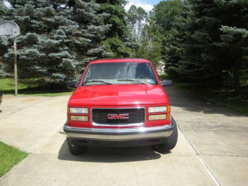 1997 gmc sierra sle k1500 shortbed for parts. needs frame replaced