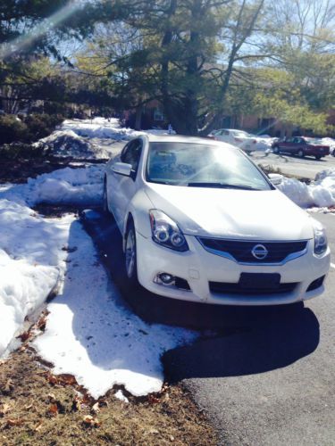 2011 Nissan Altima S Coupe 2-Door 2.5L, image 3