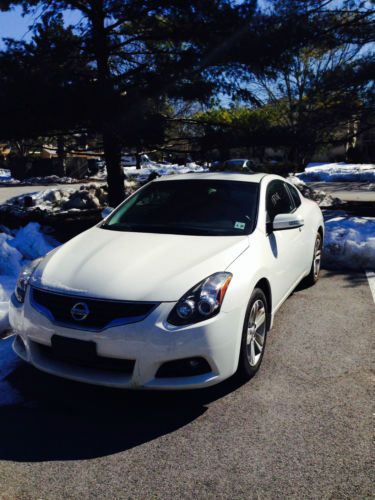 2011 Nissan Altima S Coupe 2-Door 2.5L, image 6