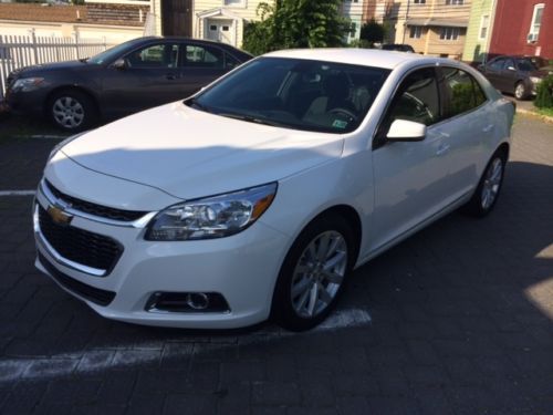 2014 chevrolet malibu lt sedan 4-door 2.5l no reserve the car must go !!!