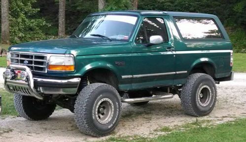 1996 full size ford bronco / 6&#034; lift with 35&#034; tires