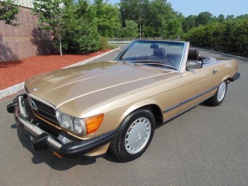 1987 mercedes benz 560 sl 24k miles pristine car rare color !!! must see !!!