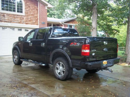 2006 Ford F-150 FX4 Crew Cab Pickup 4-Door 5.4L Black Leather, image 10