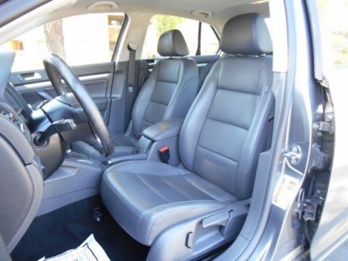 SE Manual 2.5L CD Traction Control Stability Control Front Wheel Drive ABS A/C, image 9