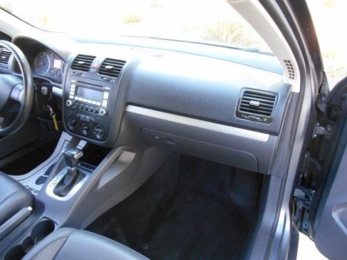 SE Manual 2.5L CD Traction Control Stability Control Front Wheel Drive ABS A/C, image 15