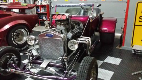 1923 ford model t bucket hot rod. show car.