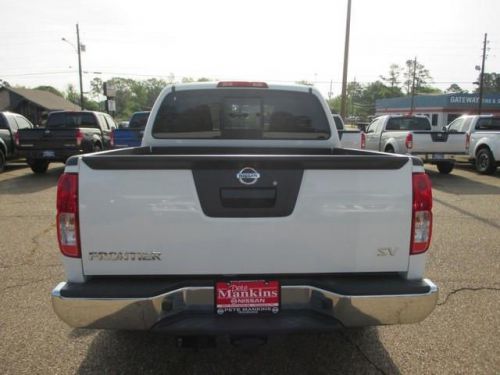 2014 nissan frontier sv