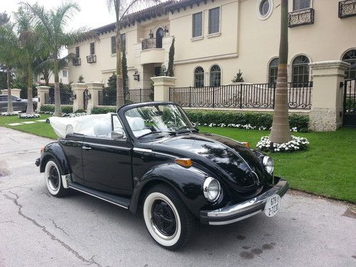 Volkswagen beetle convertible 1303