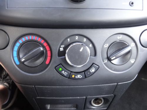2011 chevrolet aveo 1lt