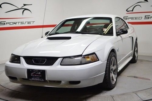 04 40th gt auto v8 low miles