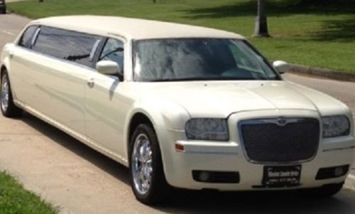 2006 chrysler 300 krystal limousine