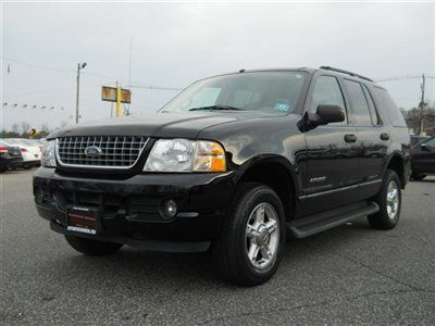 Xlt 4x4 4.0l v6 fully equipped 3rd row runs and drives great local trade in!