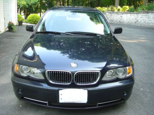 2002 BMW 330xi Base Sedan 4-Door 3.0L, image 2