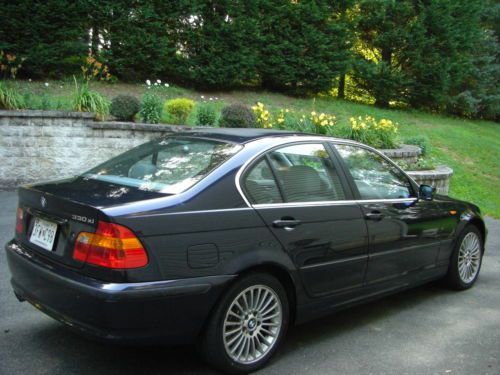 2002 BMW 330xi Base Sedan 4-Door 3.0L, image 3
