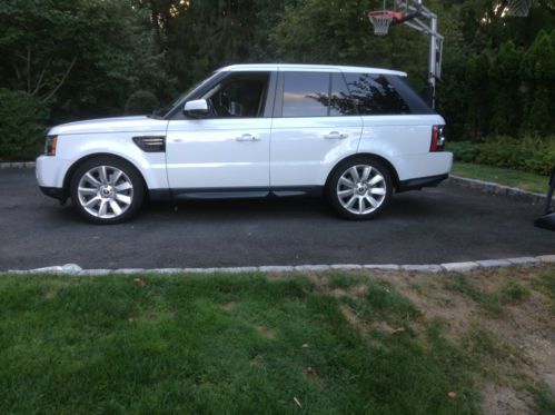 2013 range rover sport - low miles mint condition