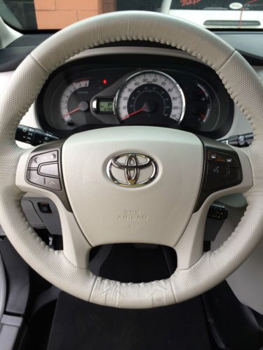 2012 Toyota Sienna Wheelchair accesible handicap van- Braun Mobility, image 5