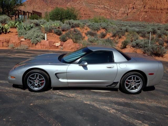 2004 - chevrolet corvette