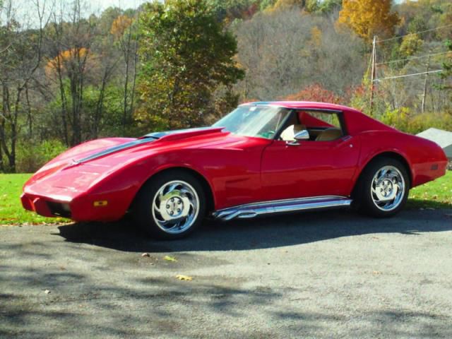 1977 - chevrolet corvette